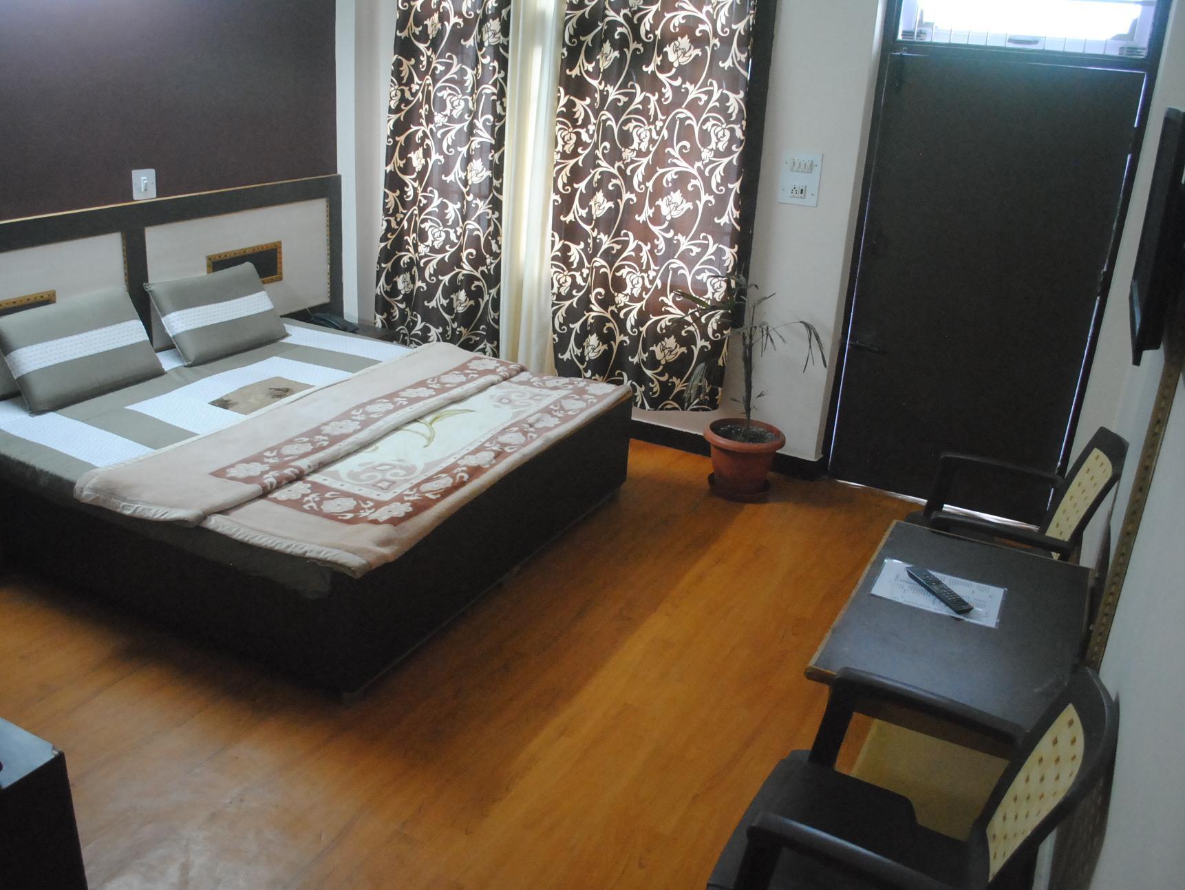 Dharamkot Inn Dharamshala Dış mekan fotoğraf