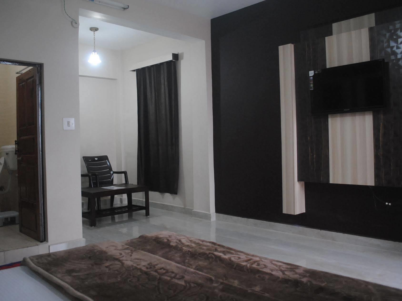 Dharamkot Inn Dharamshala Dış mekan fotoğraf