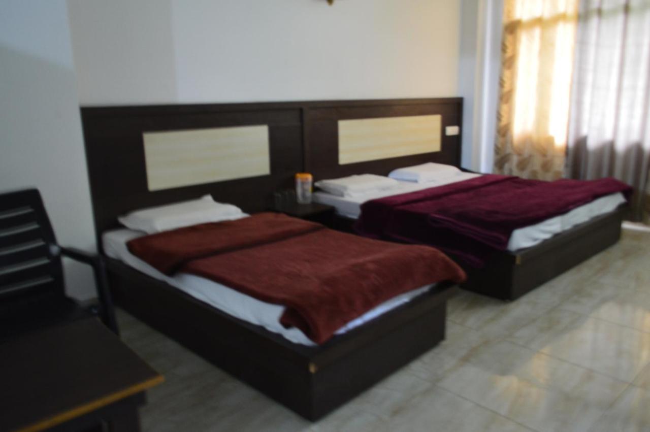 Dharamkot Inn Dharamshala Dış mekan fotoğraf